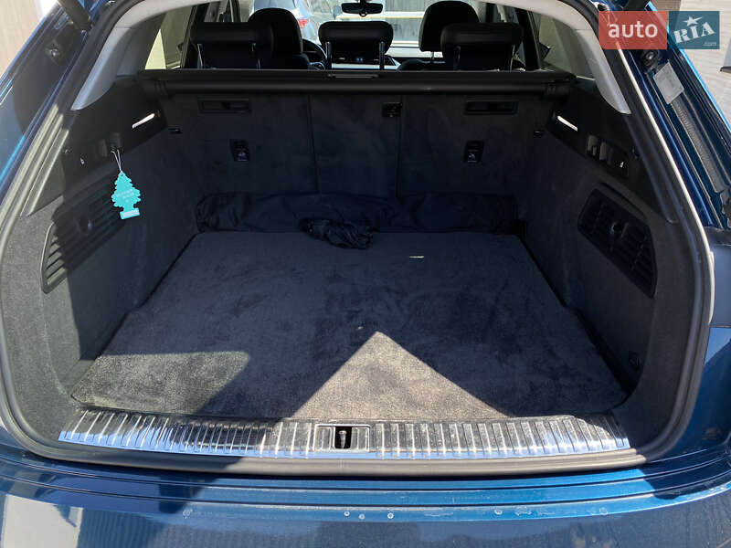 Внедорожник / Кроссовер Audi e-tron 2020 в Тростянце