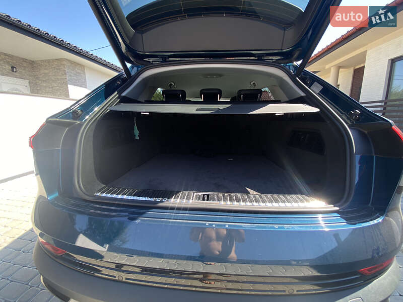 Внедорожник / Кроссовер Audi e-tron 2020 в Тростянце