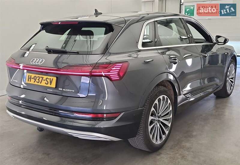 Внедорожник / Кроссовер Audi e-tron 2020 в Львове