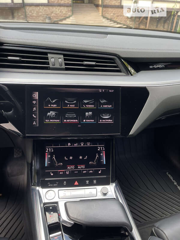 Внедорожник / Кроссовер Audi e-tron 2019 в Тернополе фото 44 Внедорожник / Кроссовер Audi e-tron 2019 в Тернополе