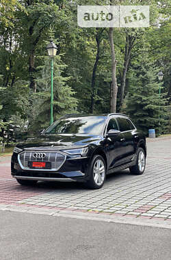 Позашляховик / Кросовер Audi e-tron 2019 в Тернополі