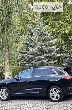 Позашляховик / Кросовер Audi e-tron 2019 в Тернополі