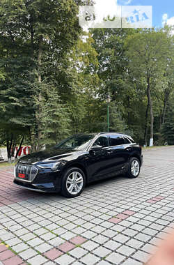 Позашляховик / Кросовер Audi e-tron 2019 в Тернополі