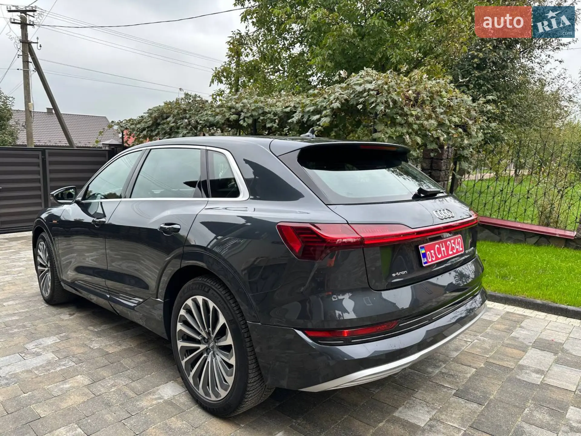 2020 Audi e-tron - мініатюра 4