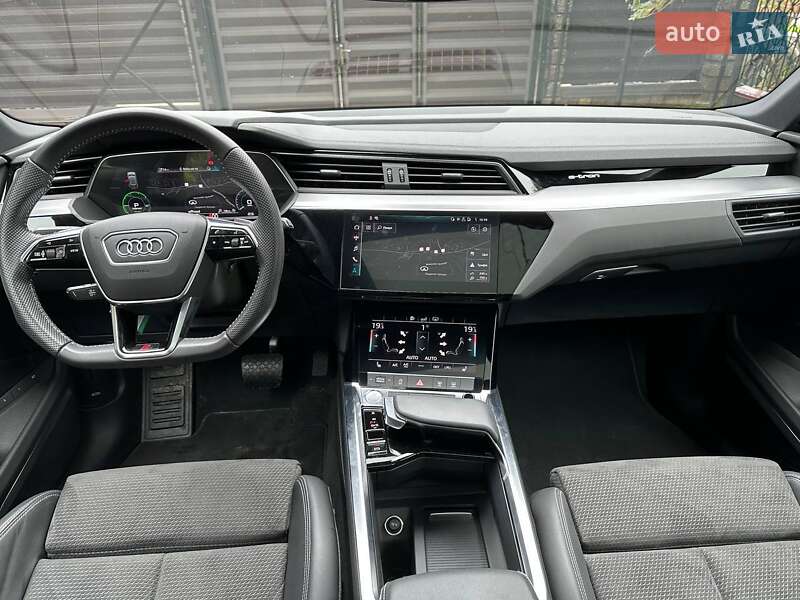 Внедорожник / Кроссовер Audi e-tron 2020 в Львове
