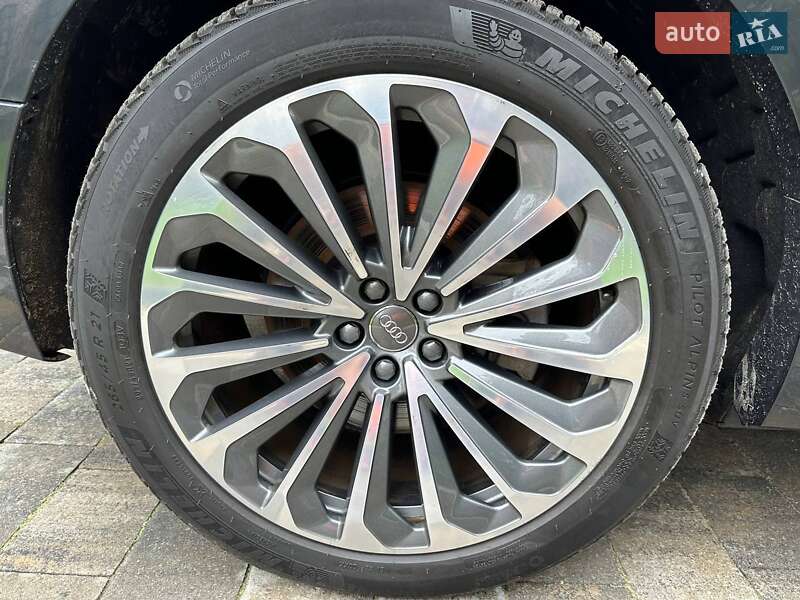 Внедорожник / Кроссовер Audi e-tron 2020 в Львове
