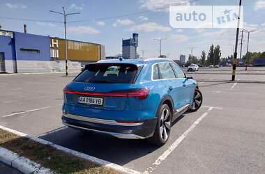 Внедорожник / Кроссовер Audi e-tron 2018 в Киеве