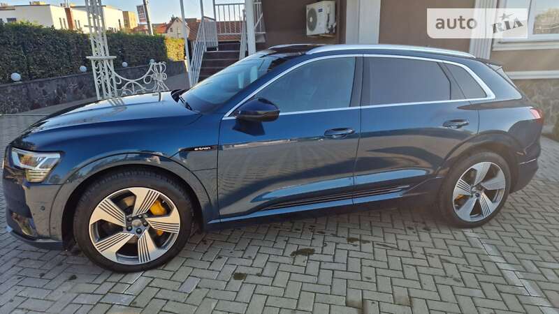 Внедорожник / Кроссовер Audi e-tron 2019 в Черновцах