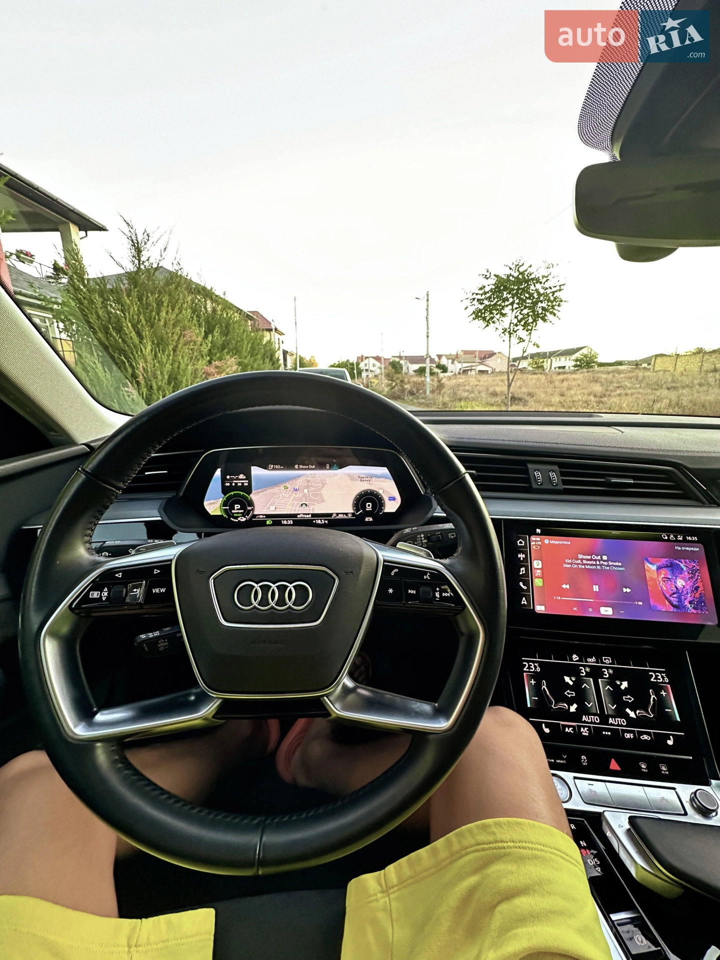 2020 Audi e-tron - мініатюра 11