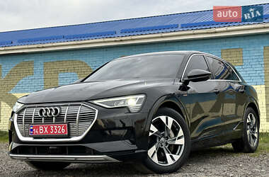 Внедорожник / Кроссовер Audi e-tron 2019 в 