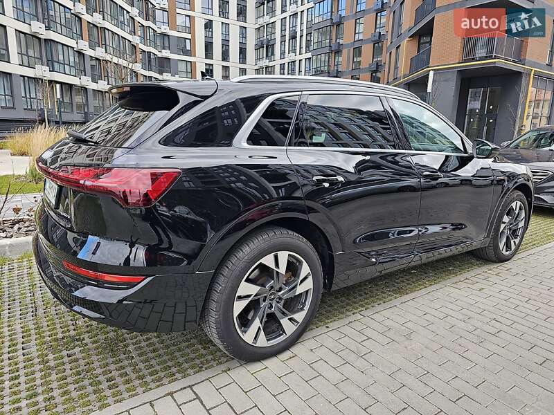 Внедорожник / Кроссовер Audi e-tron 2021 в Львове