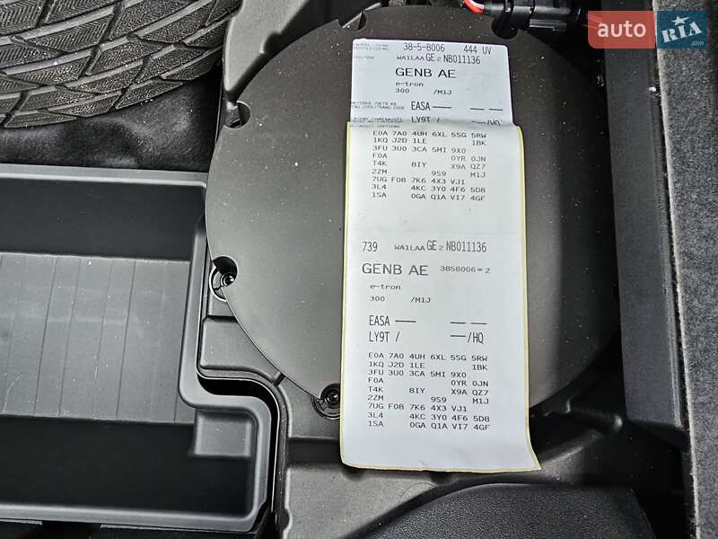 Внедорожник / Кроссовер Audi e-tron 2021 в Львове