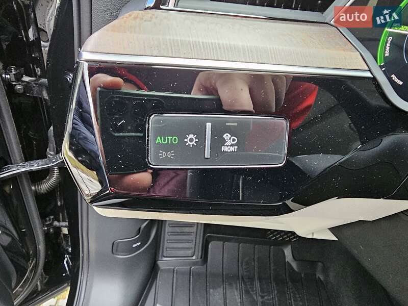Внедорожник / Кроссовер Audi e-tron 2021 в Львове