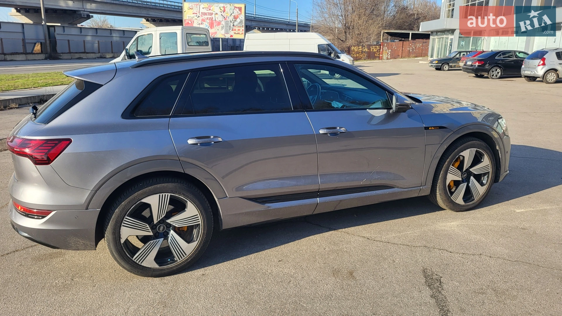 2021 Audi e-tron - мініатюра 2
