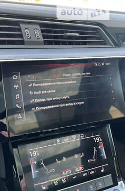 Внедорожник / Кроссовер Audi e-tron 2019 в Тернополе