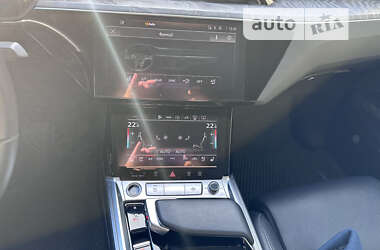 Внедорожник / Кроссовер Audi e-tron 2020 в Львове