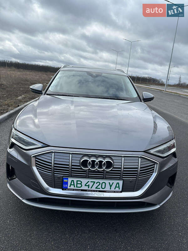 Внедорожник / Кроссовер Audi e-tron 2019 в Виннице