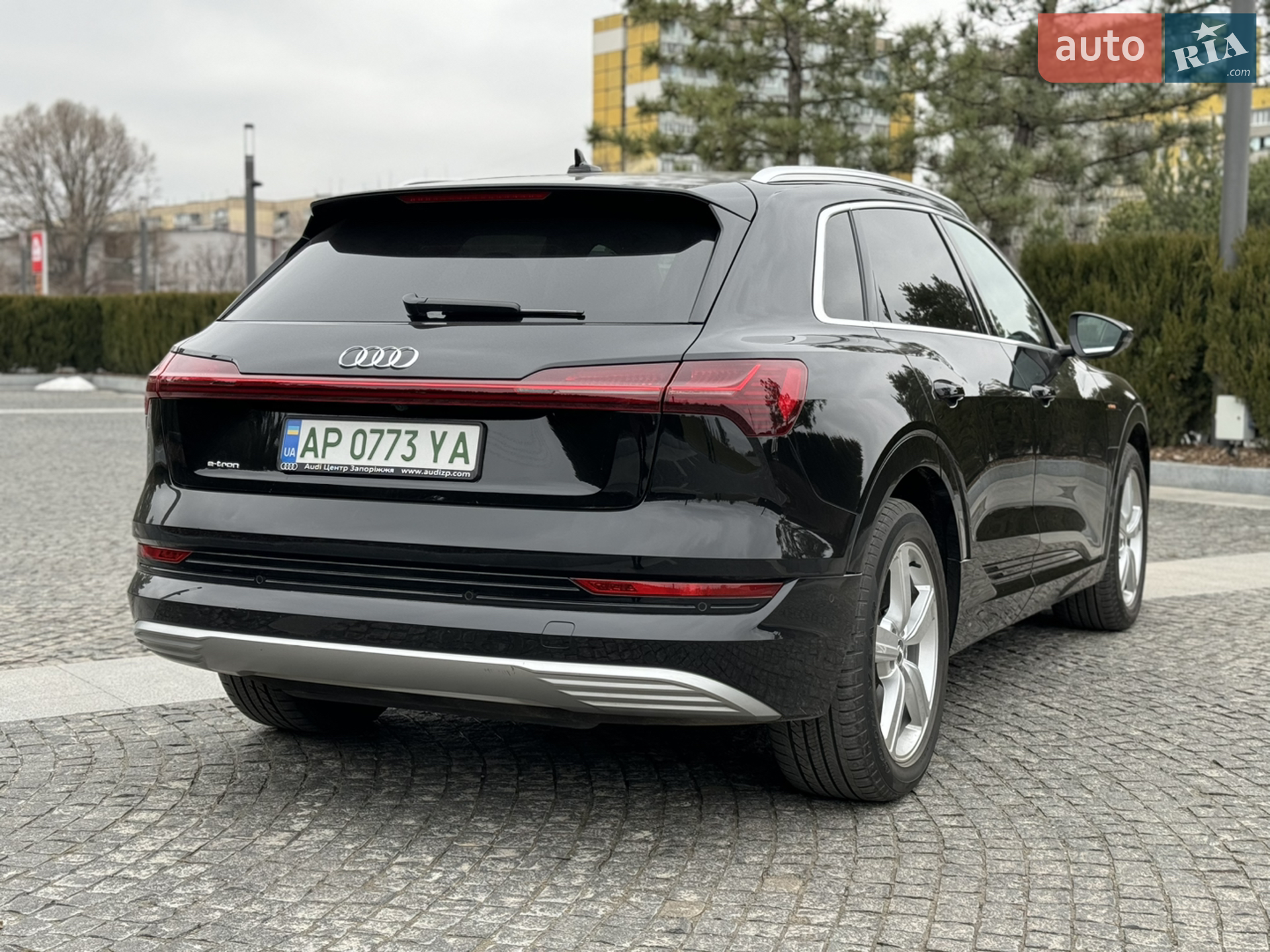 2019 Audi e-tron - мініатюра 3