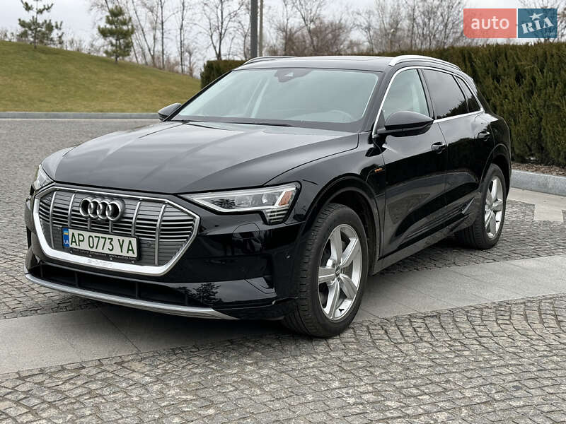 Позашляховик / Кросовер Audi e-tron 2019 в Запоріжжі фото 7 Позашляховик / Кросовер Audi e-tron 2019 в Запоріжжі