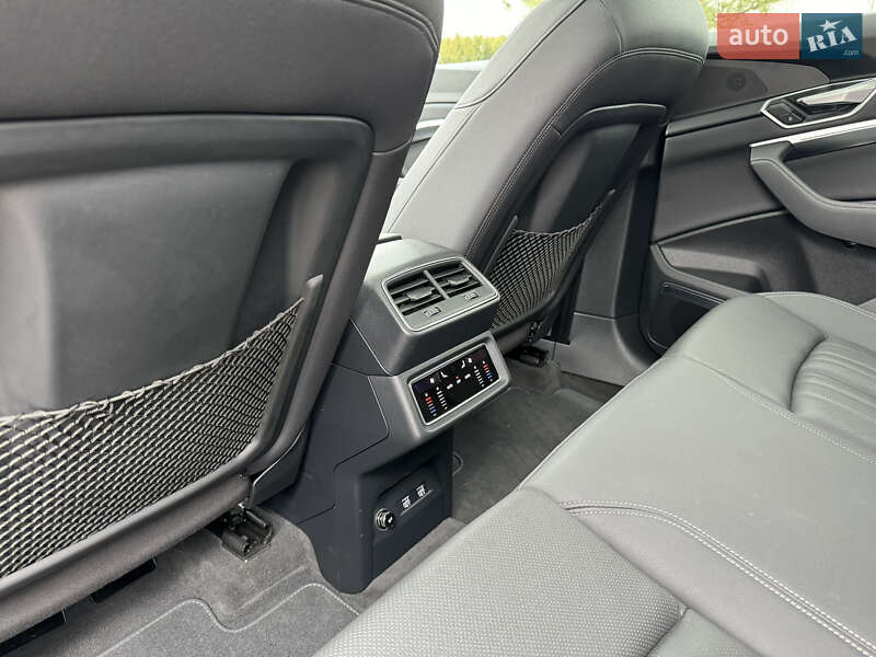 Позашляховик / Кросовер Audi e-tron 2019 в Запоріжжі фото 12 Позашляховик / Кросовер Audi e-tron 2019 в Запоріжжі