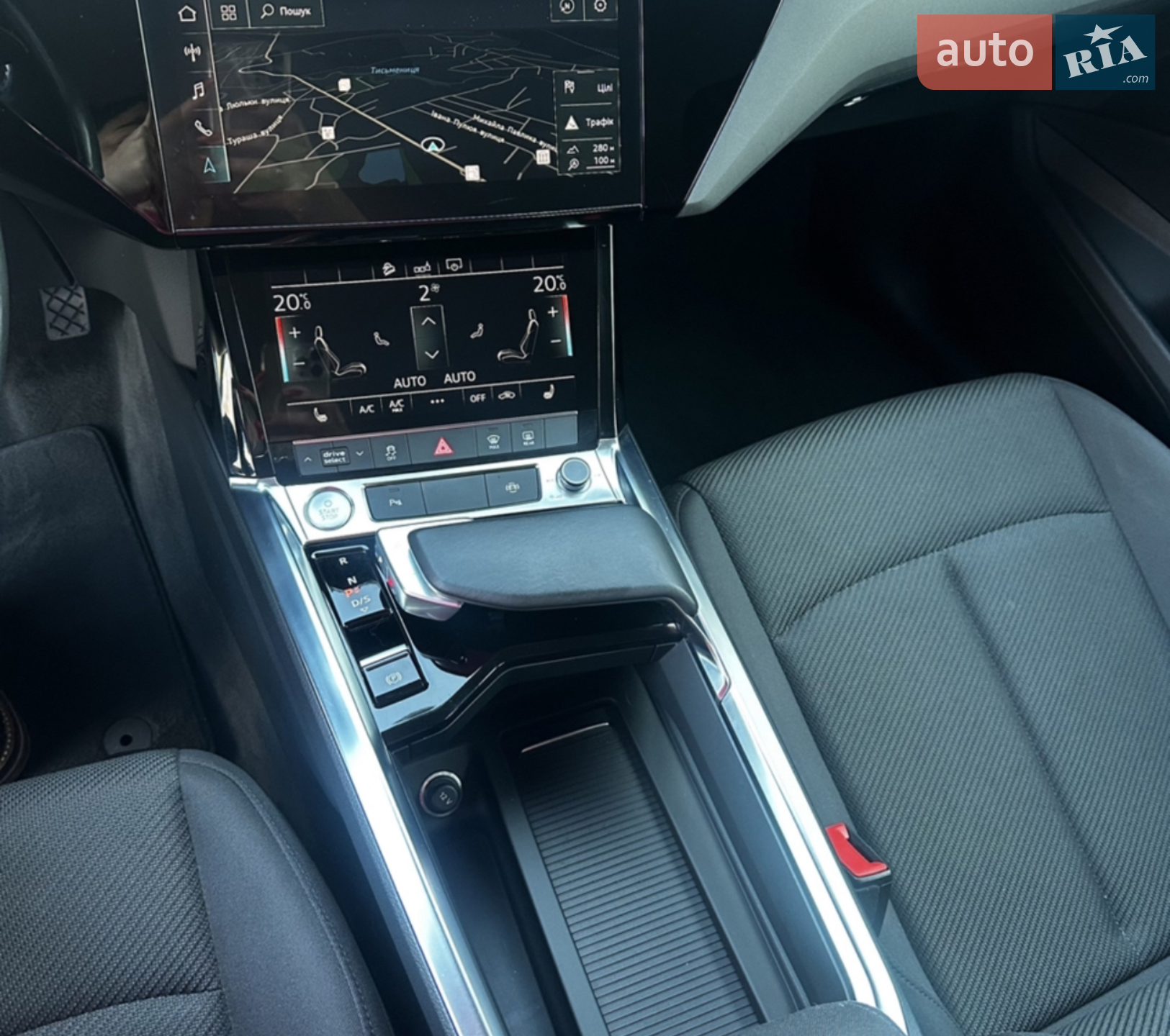 2020 Audi e-tron - мініатюра 4