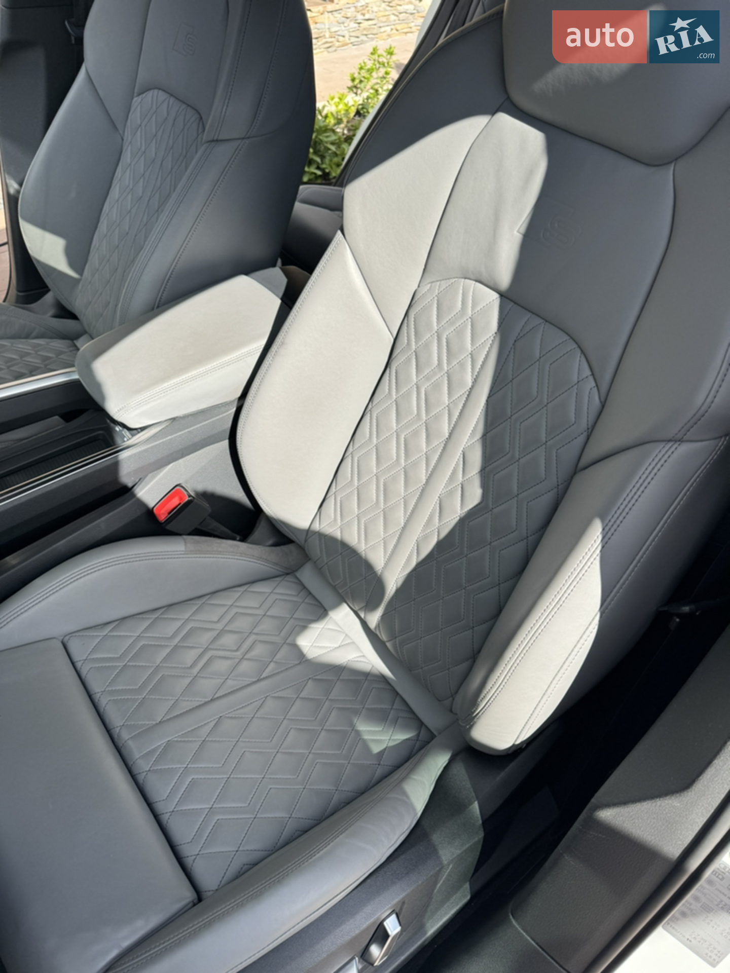 2020 Audi e-tron - мініатюра 30