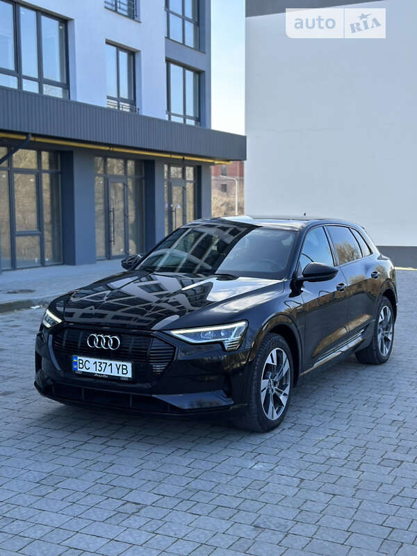 Внедорожник / Кроссовер Audi e-tron 2019 в Львове