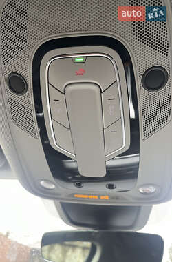 Позашляховик / Кросовер Audi e-tron 2019 в Косові