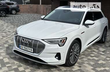 Внедорожник / Кроссовер Audi e-tron 2019 в Харькове