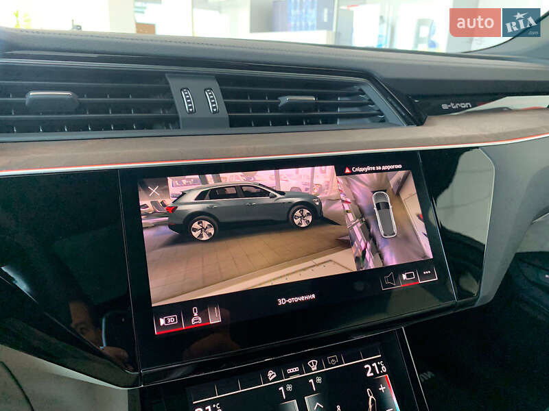 Внедорожник / Кроссовер Audi e-tron 2021 в Киеве