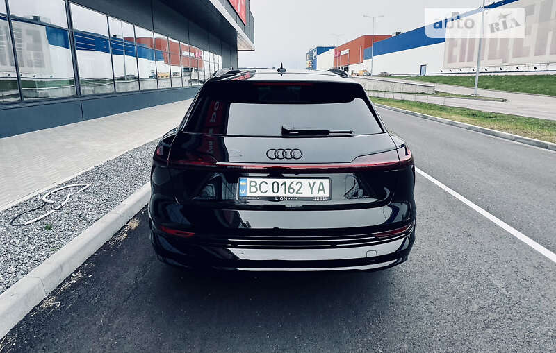 Позашляховик / Кросовер Audi e-tron 2021 в Львові