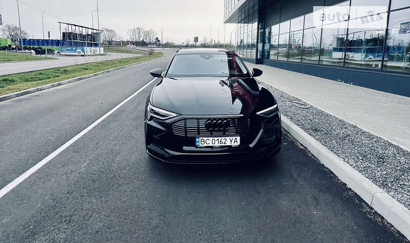 Позашляховик / Кросовер Audi e-tron 2021 в Львові