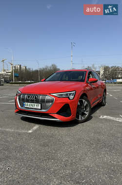 Внедорожник / Кроссовер Audi e-tron 2020 в 