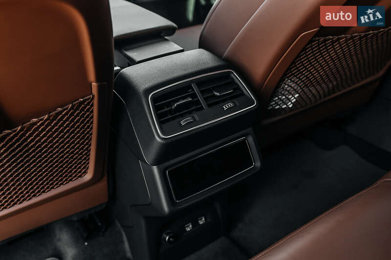 Внедорожник / Кроссовер Audi e-tron 2019 в Киеве