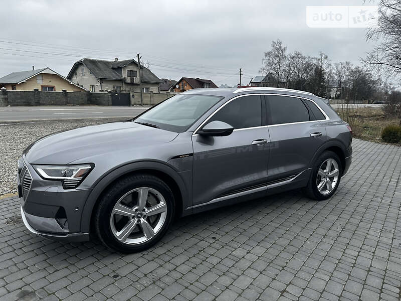 Внедорожник / Кроссовер Audi e-tron 2019 в Ивано-Франковске