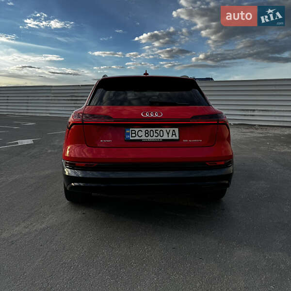 Позашляховик / Кросовер Audi e-tron 2019 в Львові