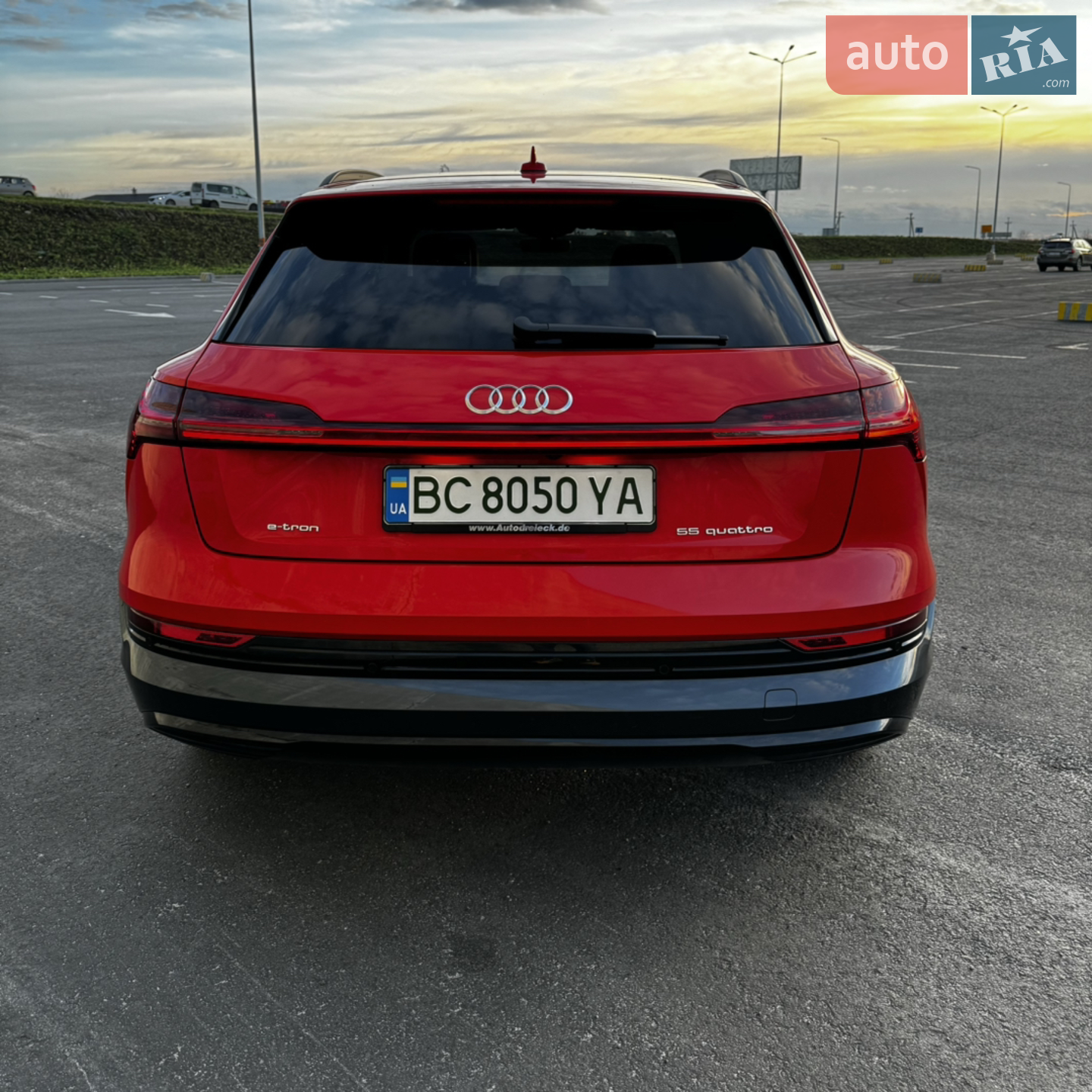 2019 Audi e-tron - мініатюра 13