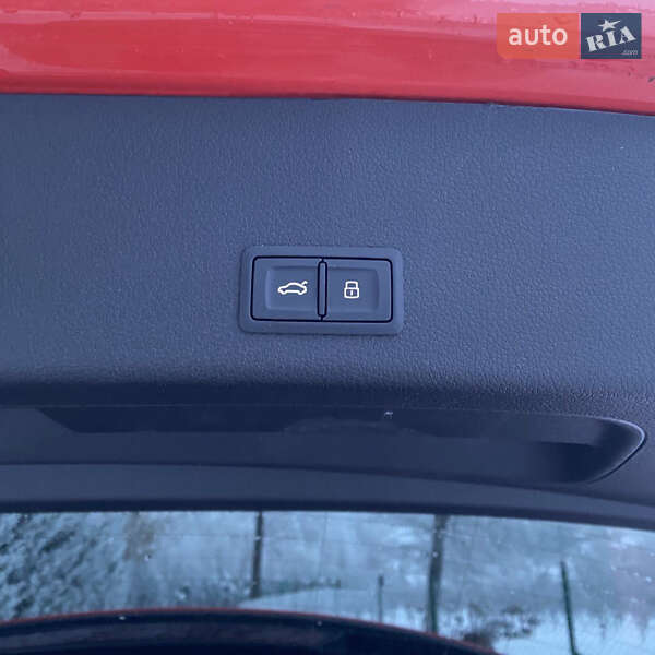 Позашляховик / Кросовер Audi e-tron 2019 в Львові