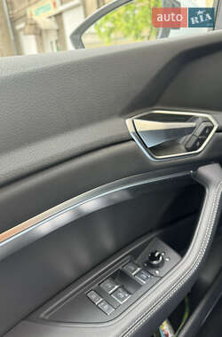 Позашляховик / Кросовер Audi e-tron 2020 в Одесі