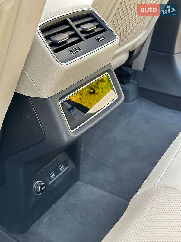 Внедорожник / Кроссовер Audi e-tron 2019 в Горохове фото 24 Внедорожник / Кроссовер Audi e-tron 2019 в Горохове