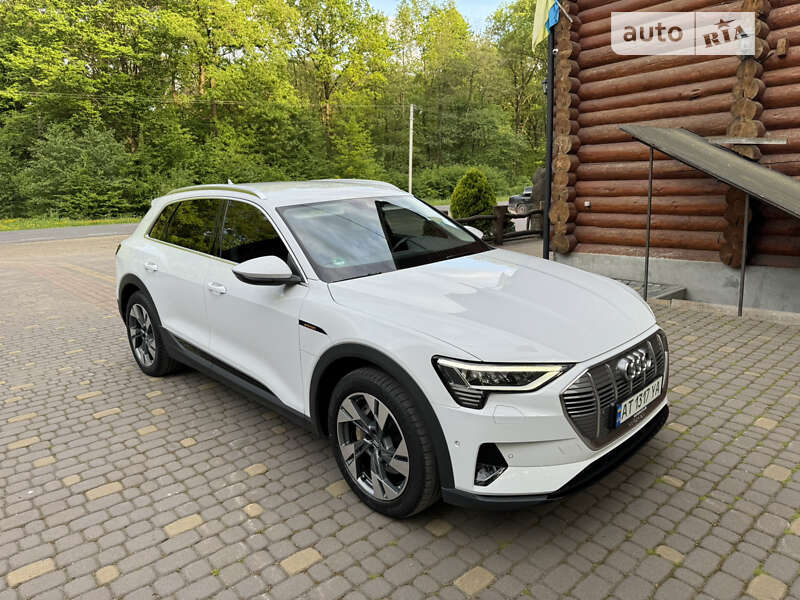 Внедорожник / Кроссовер Audi e-tron 2019 в Коломые