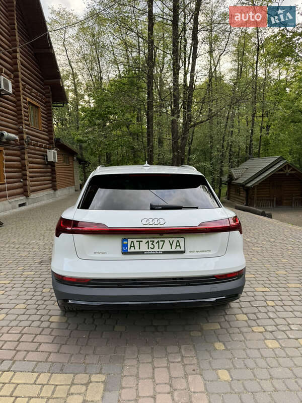 Позашляховик / Кросовер Audi e-tron 2019 в Івано-Франківську