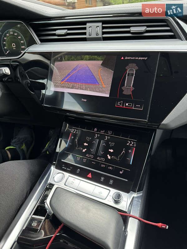 Позашляховик / Кросовер Audi e-tron 2019 в Івано-Франківську