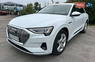 Внедорожник / Кроссовер Audi e-tron 2019 в Днепре