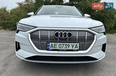 Внедорожник / Кроссовер Audi e-tron 2019 в Днепре