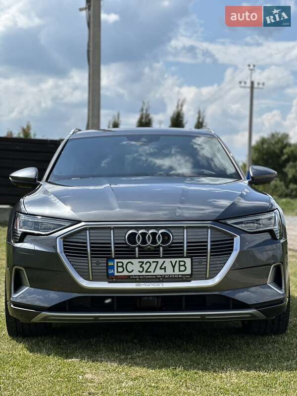 Внедорожник / Кроссовер Audi e-tron 2019 в Львове