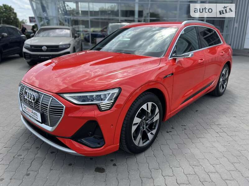 Внедорожник / Кроссовер Audi e-tron 2020 в Хмельницком