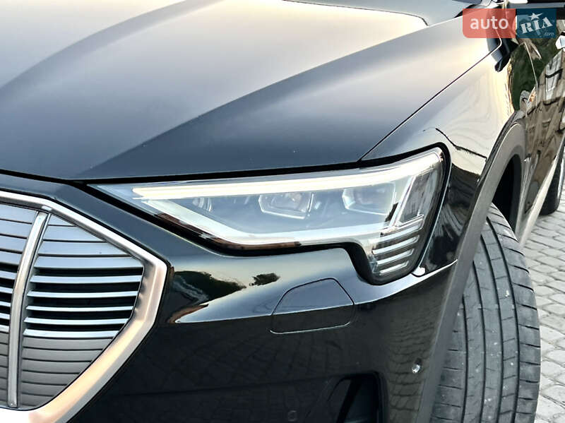 Позашляховик / Кросовер Audi e-tron 2019 в Самборі фото 10 Позашляховик / Кросовер Audi e-tron 2019 в Самборі