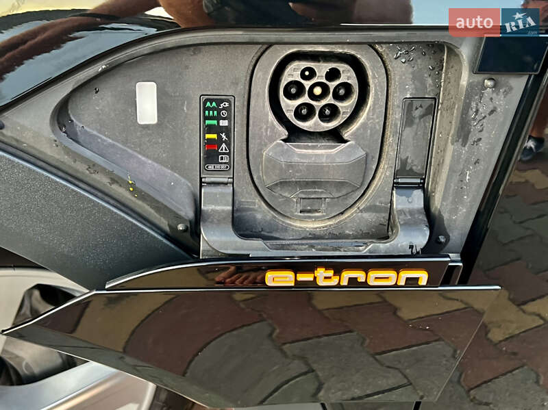 Позашляховик / Кросовер Audi e-tron 2019 в Самборі фото 37 Позашляховик / Кросовер Audi e-tron 2019 в Самборі