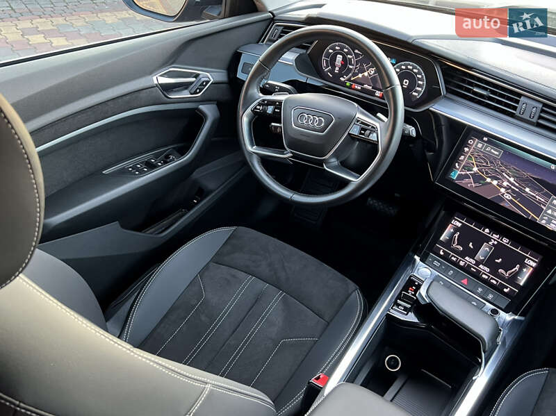 Позашляховик / Кросовер Audi e-tron 2019 в Самборі фото 108 Позашляховик / Кросовер Audi e-tron 2019 в Самборі